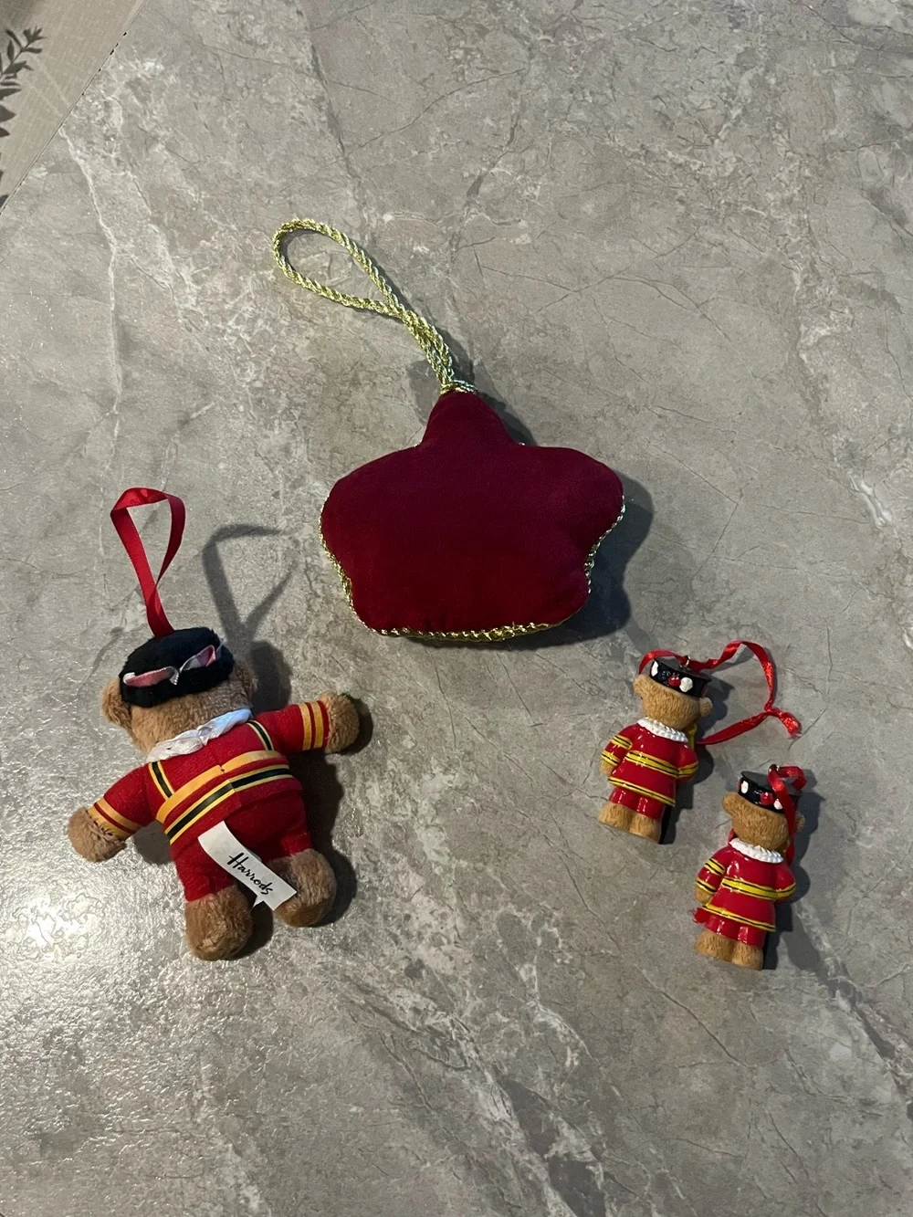 Harrods Ornament Set(4 Pc.)